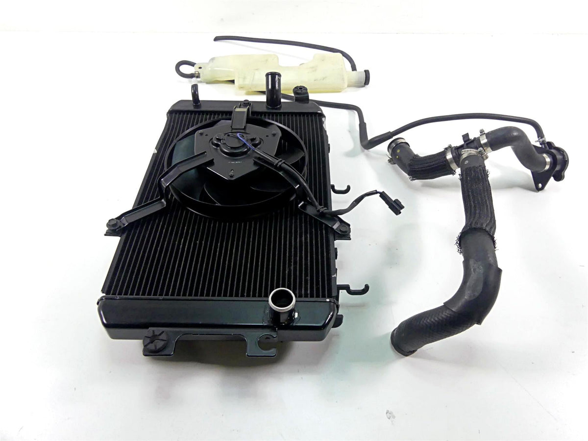 2008 Suzuki M109R VZR1800 Radiator Fan Reservoir Hoses Set - Read 17710-48G00 {{ shop.shopifyCountryName }} - Mototech271
