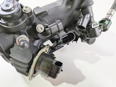 2009 Harley FXCWC Softail Rocker Throttle Body Fuel Injection 27708-06 27618-06 {{ shop.shopifyCountryName }} - Mototech271
