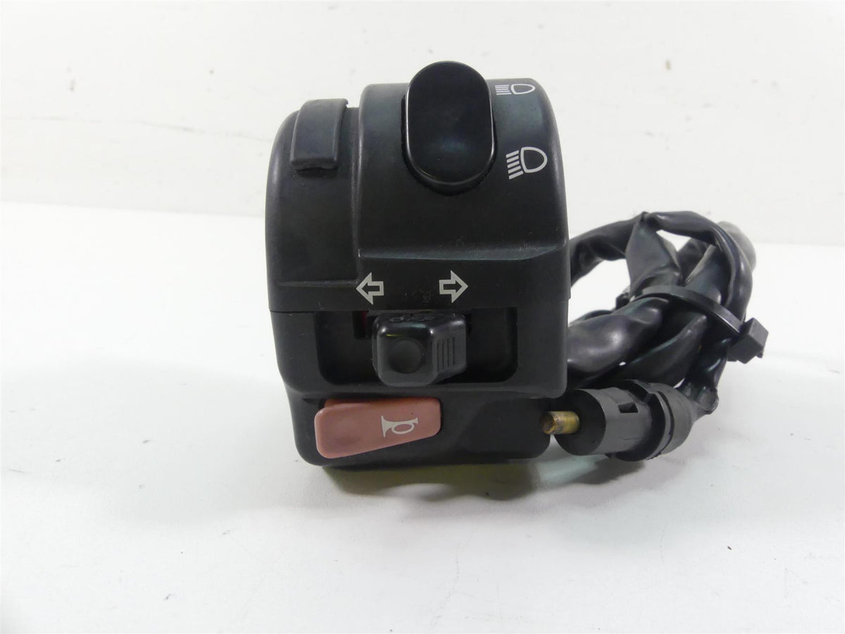 2006 Triumph Daytona 675 Left Hand Light Blinker Control Switch T2040274 {{ shop.shopifyCountryName }} - Mototech271