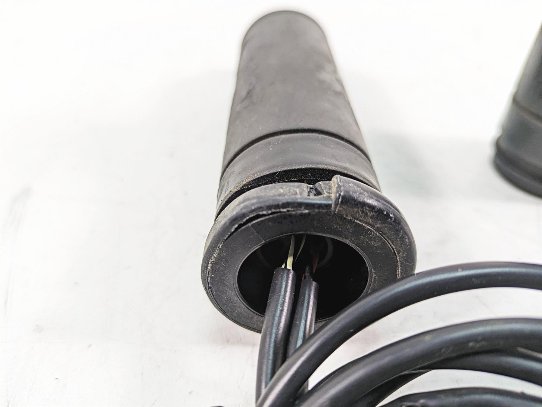 2014 Harley Touring FLHTK Electra Glide Heated Hand Grip Set - Read 56209-10A {{ shop.shopifyCountryName }} - Mototech271