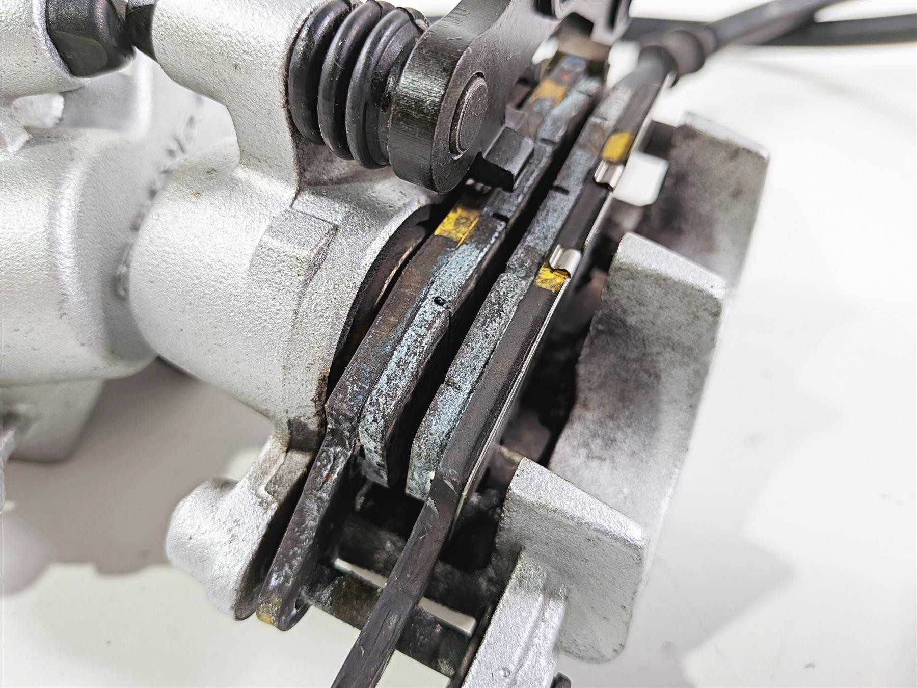 2006 Suzuki C90 VL1500T Boulevard Tokico Front Brake Caliper Set 59100-33DD0-999 {{ shop.shopifyCountryName }} - Mototech271