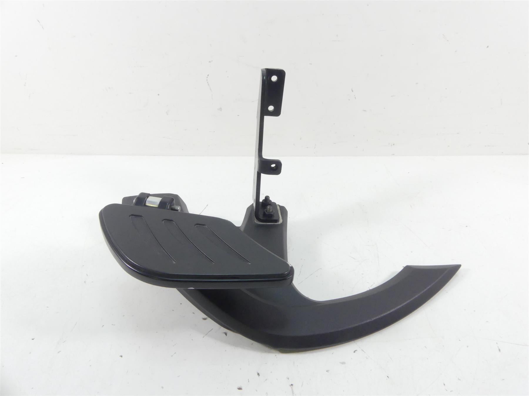 2011 Victory Vision Tour Left Rear Floorboard Floor Foot Board & Mount 5135905 | Mototech271
