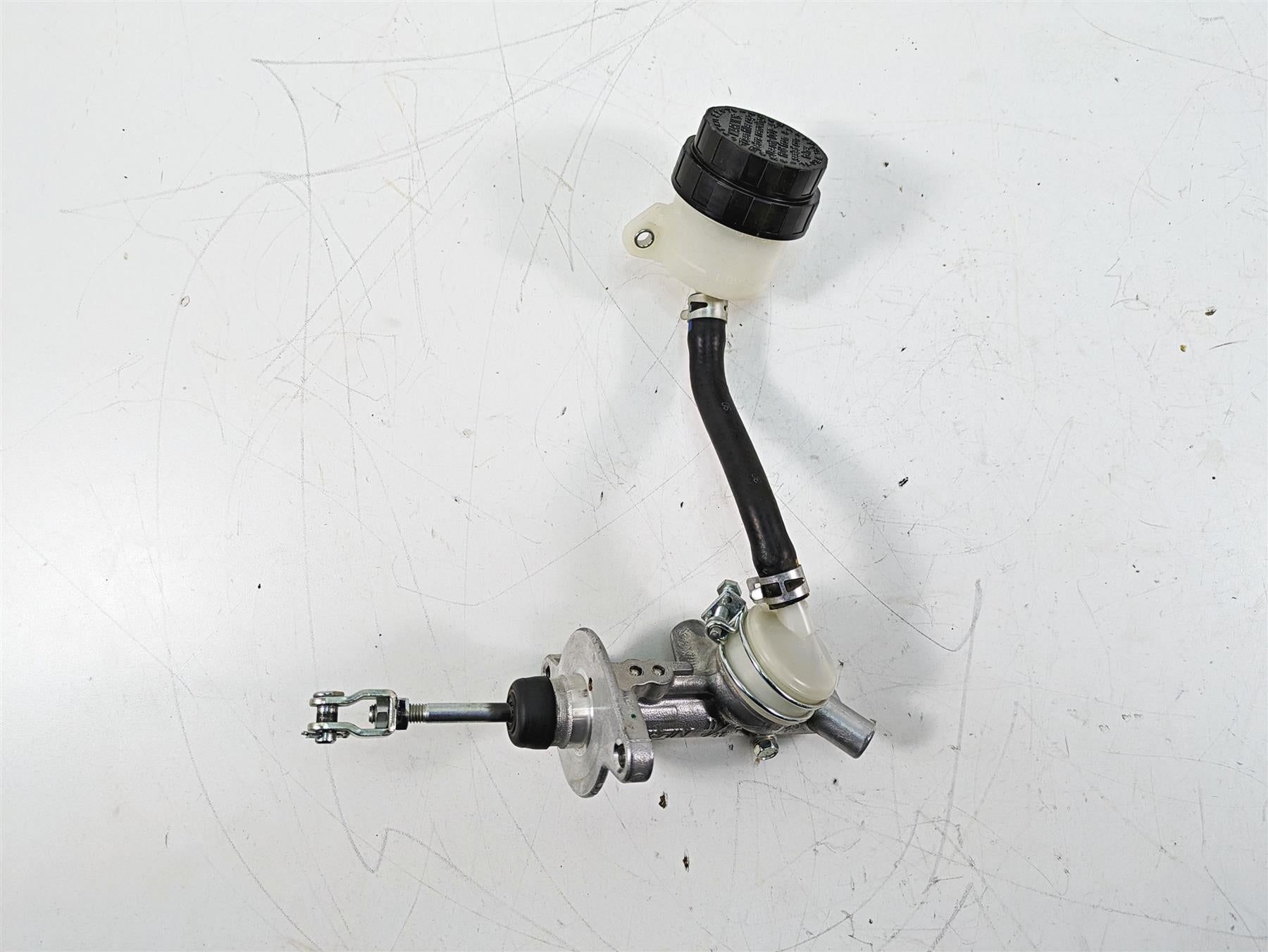 2018 Yamaha YXZ1000R EPS SS Nissin 11/16 Brake Master Cylinder 2HC-2583T-10-00 {{ shop.shopifyCountryName }} - Mototech271