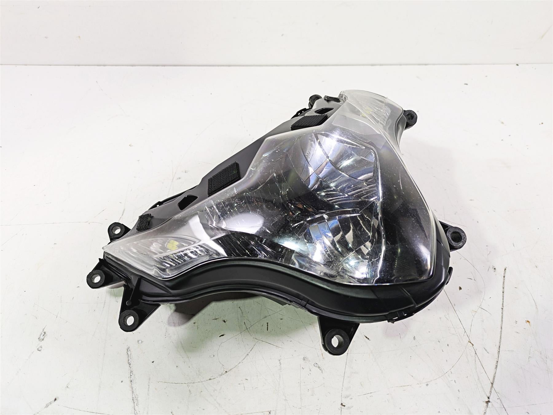 2016 Suzuki GSXR1000 Headlight Head Light Lamp Lens 35100-47H31 35100-47H32 {{ shop.shopifyCountryName }} - Mototech271