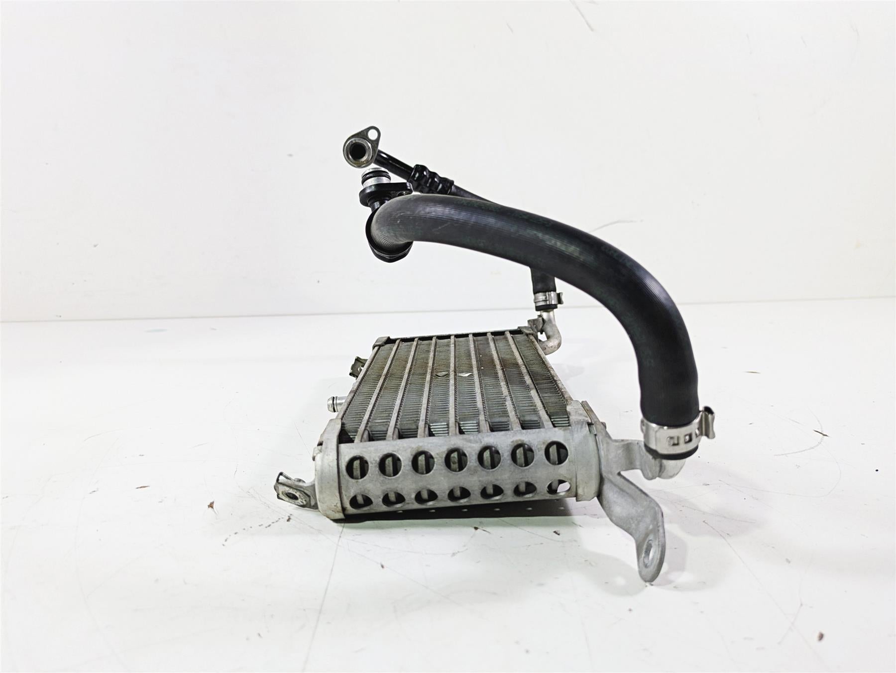 2019 BMW S1000XR K49 Oil Cooler & Lines Straight No Leaks 17218545633 {{ shop.shopifyCountryName }} - Mototech271