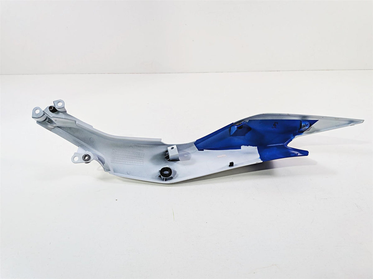 2024 Kawasaki EX500 Ninja 40th An. Right Rear Tail Cover Fairing Cowl 36043-0003 {{ shop.shopifyCountryName }} - Mototech271