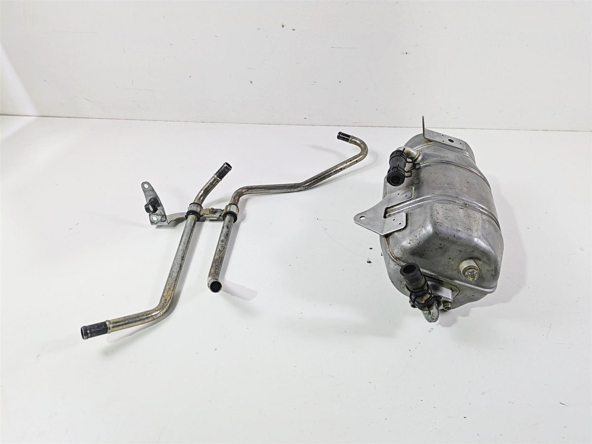 2020 Yamaha YXZ1000 R SS XTR Oil Tank Reservoir 2HC-21751-01-00 2HC-21751-02-00 {{ shop.shopifyCountryName }} - Mototech271