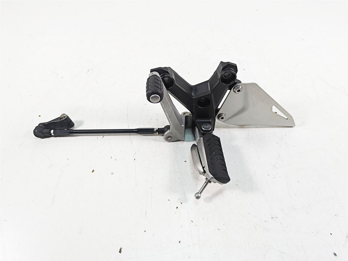 2018 Kawasaki ZX1002 Ninja H2 SX Left Front Footpeg & Shifter Set 35063-1418-46R {{ shop.shopifyCountryName }} - Mototech271
