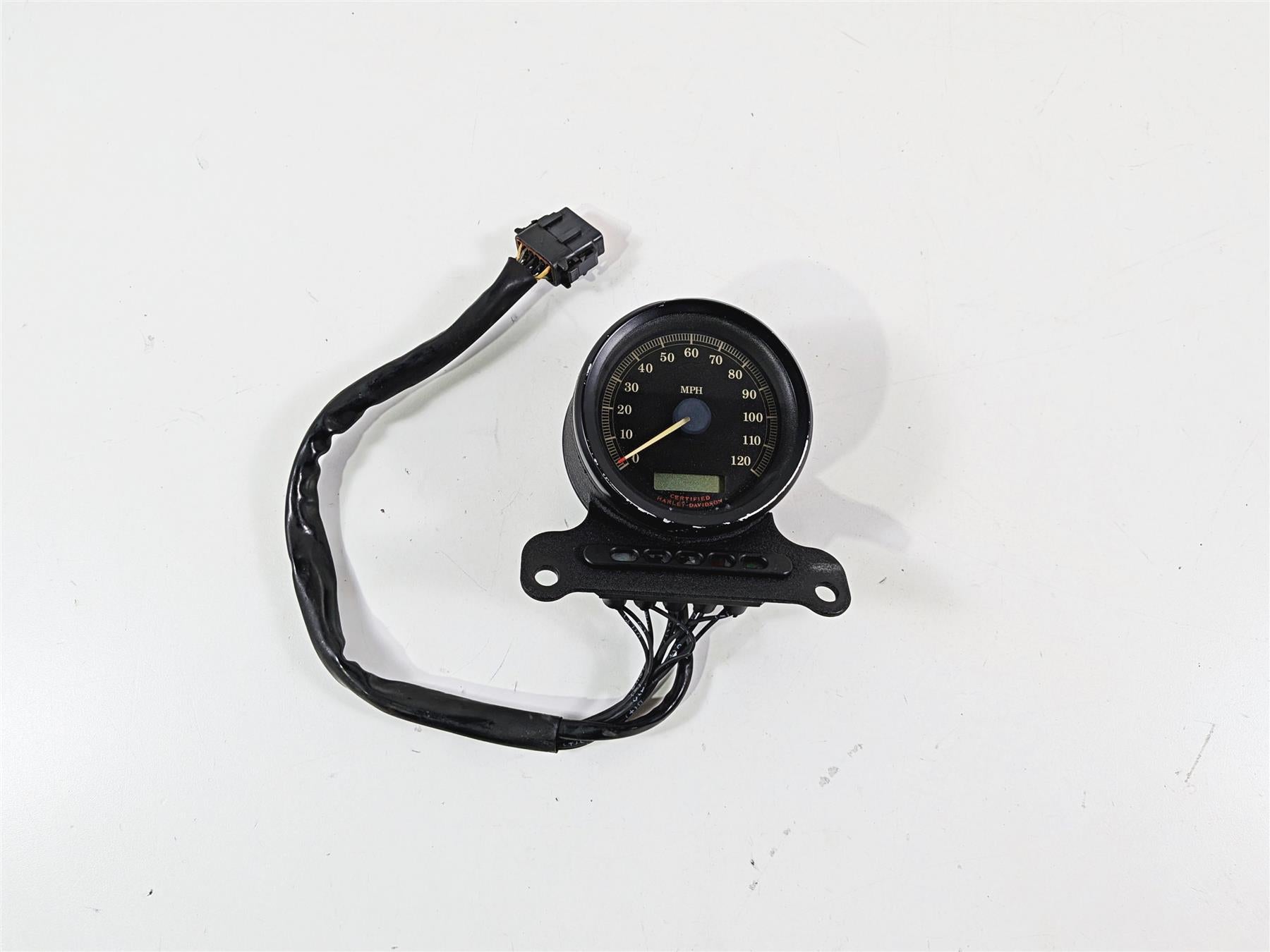 2006 Harley Sportster XL883 Low Speedometer Gauges PARTS ONLY 67037-04A {{ shop.shopifyCountryName }} - Mototech271