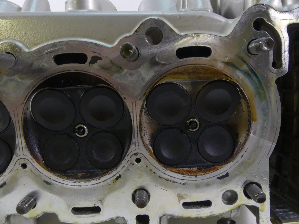 2015 BMW K1600GT K48 Engine Cylinderhead + Valve Cover - Read 11118546019 {{ shop.shopifyCountryName }} - Mototech271