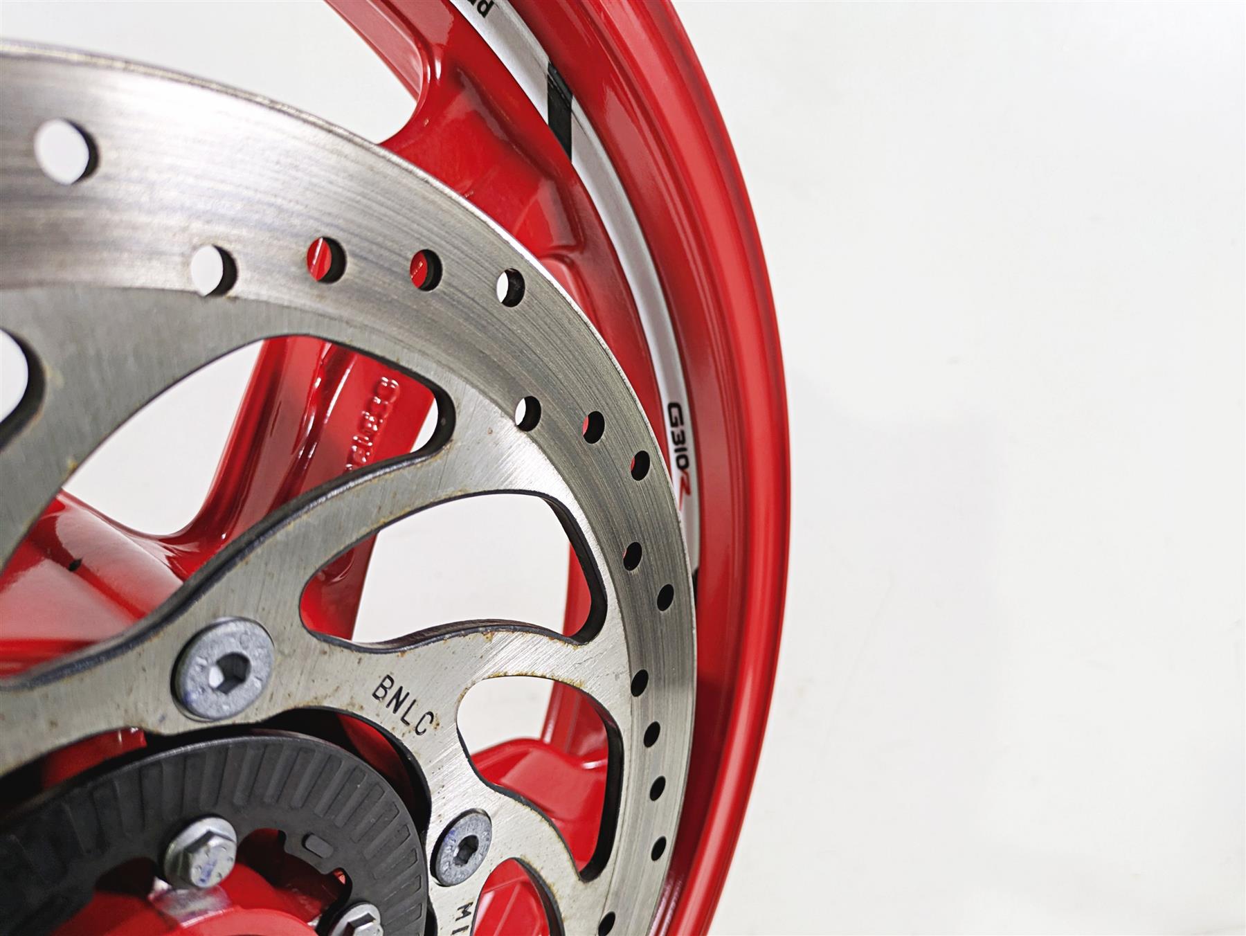 2023 BMW G310R K03 Red Front Wheel Rim 17.3 READ 36311542859 {{ shop.shopifyCountryName }} - Mototech271