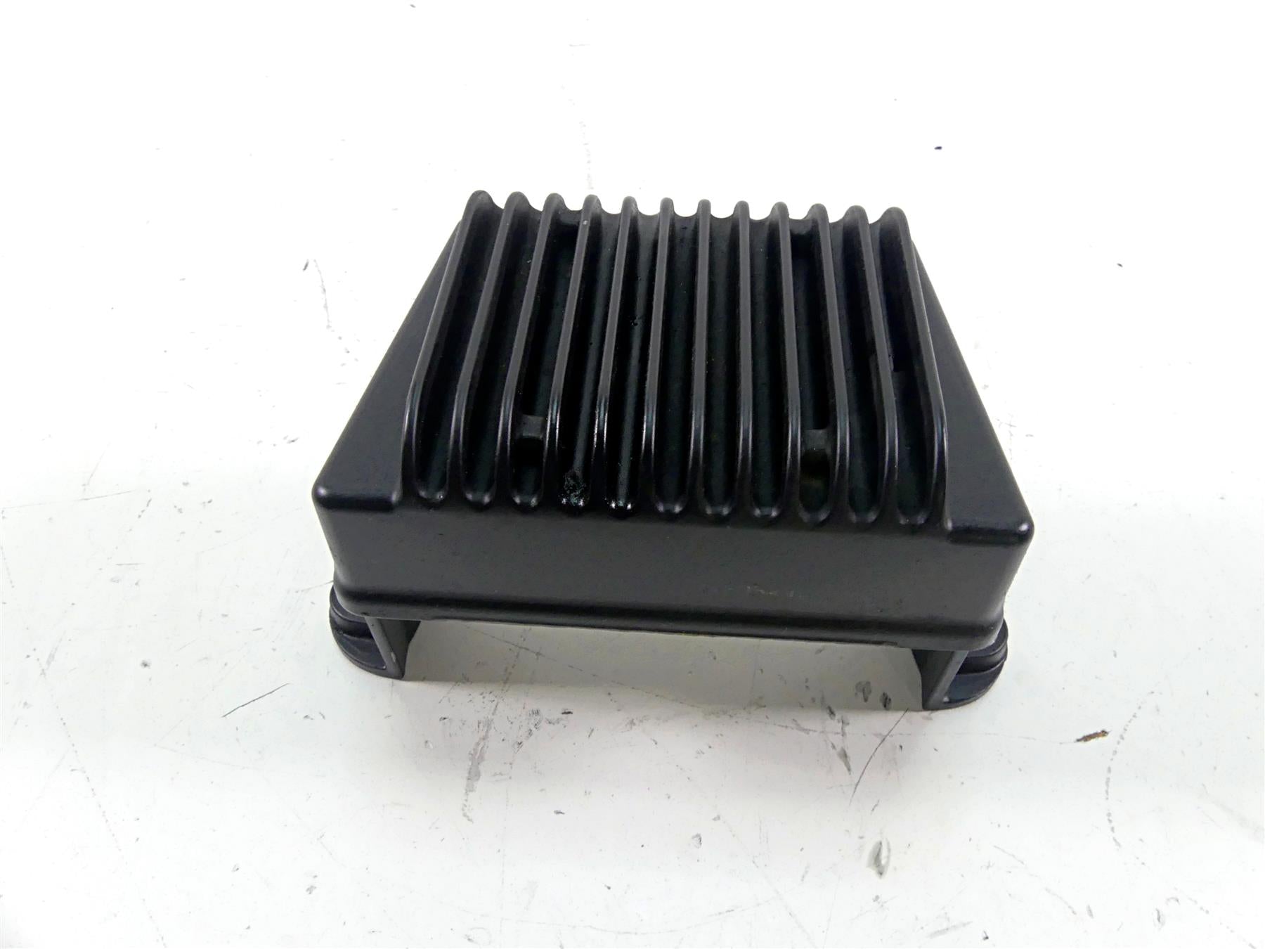 2006 Harley Touring FLHTCU SE E-Glide Rectifier Voltage Regulator 74622-06 {{ shop.shopifyCountryName }} - Mototech271