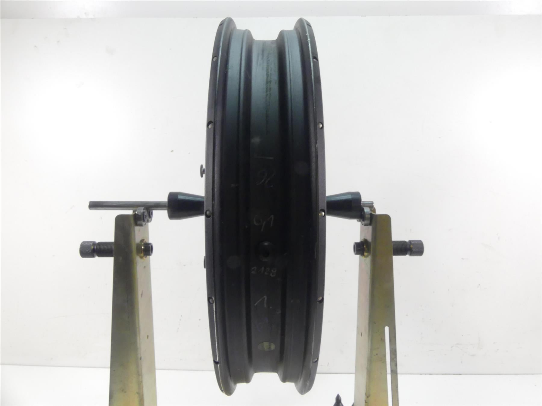2019 BMW R1250GS K50 19x3.0 Spoke Front Wheel Rim - Read 36318528530 36318528531 {{ shop.shopifyCountryName }} - Mototech271