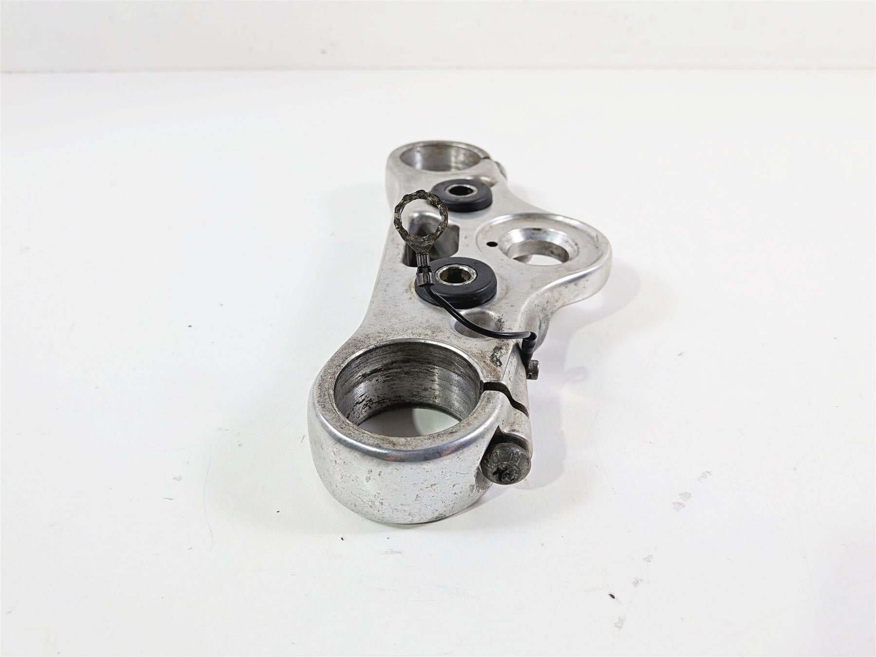 2007 Harley Dyna FXDB Street Bob Upper Triple Tree Steering Clamp 46311-07 {{ shop.shopifyCountryName }} - Mototech271