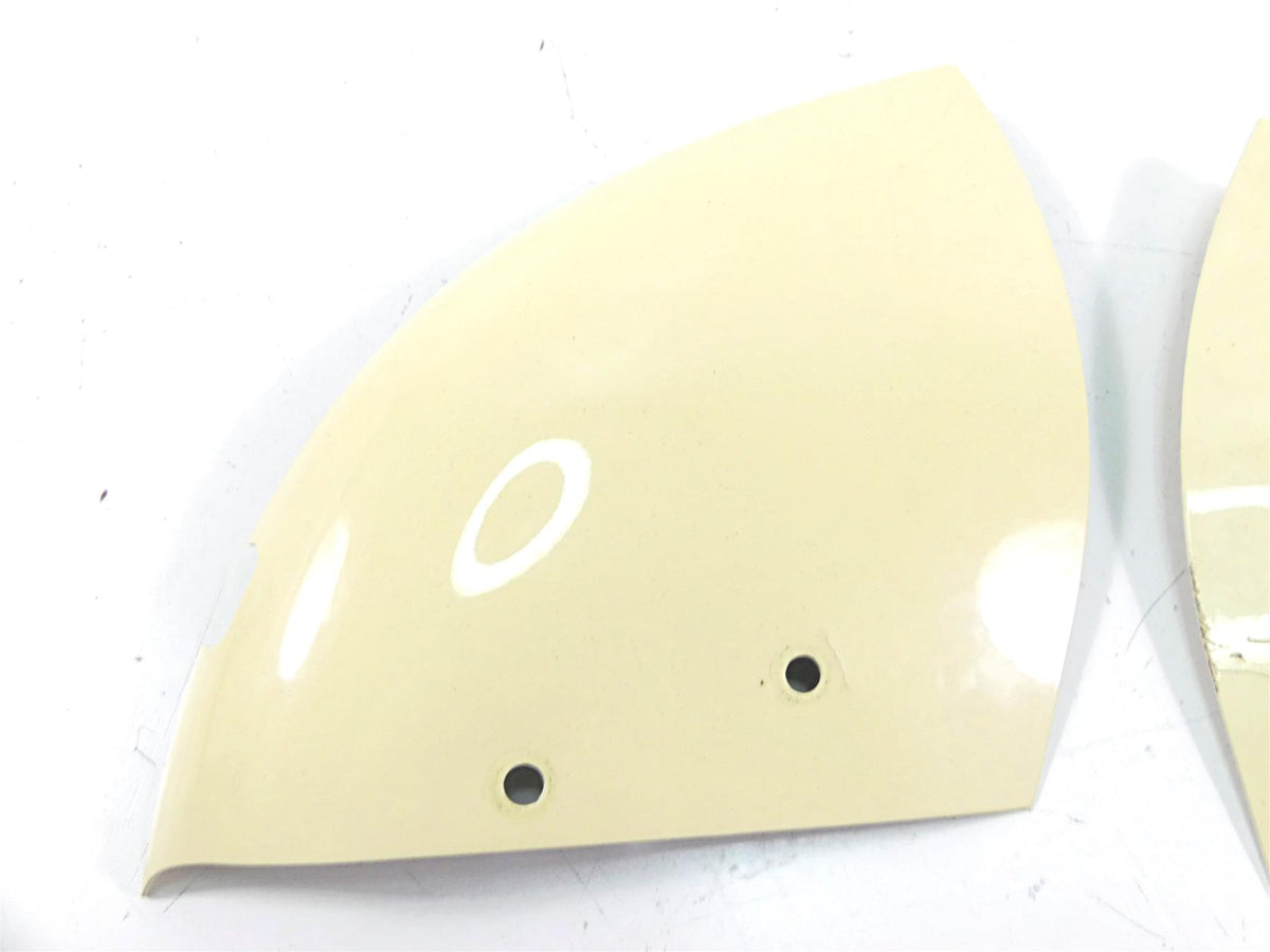 2019 Indian Chieftain Classic Front Caliper Cover Set Ivory Cream 1025151-646 {{ shop.shopifyCountryName }} - Mototech271