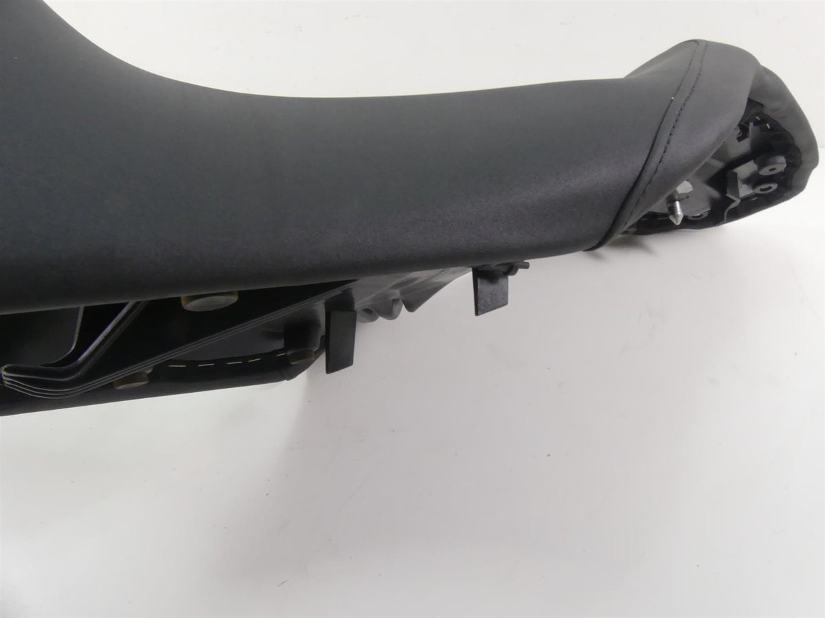 2015 Triumph 1050 Speed Triple R Standard Dual Saddle Seat -No Cuts T2304444 {{ shop.shopifyCountryName }} - Mototech271