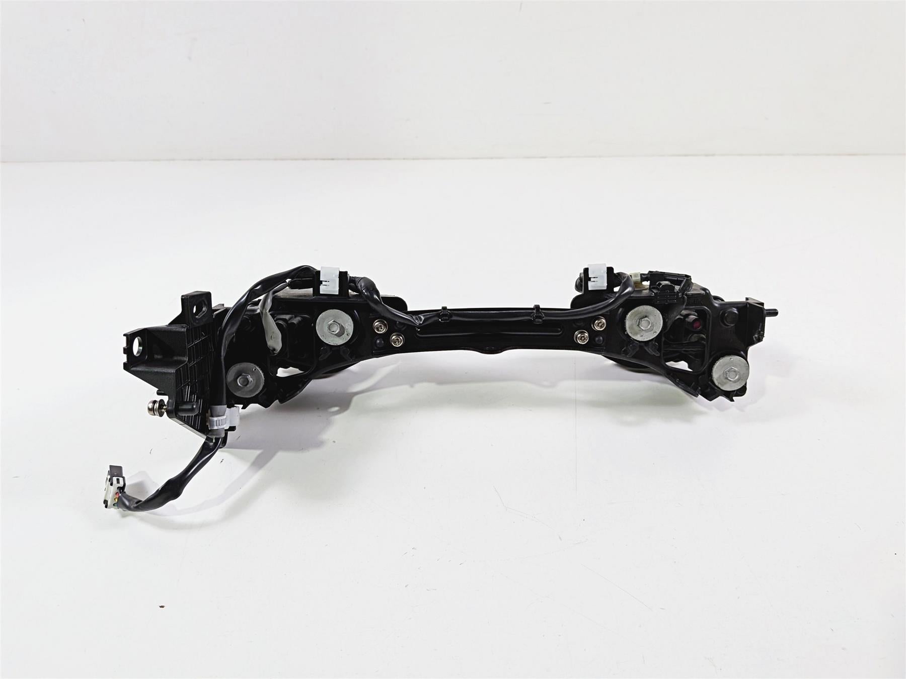 2022 Yamaha YZF R1 R1M RN65 Headlight Head Light Lamp Scratched B3L-84300-00-00-Mototech271