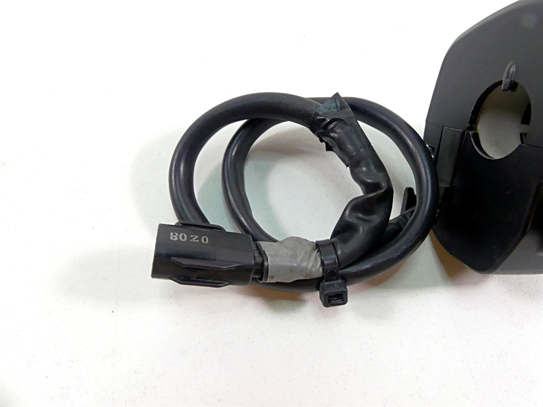 2022 Triumph Speed Triple 1200 RS Ride Fly By Wire Throttle Grip T2045140 {{ shop.shopifyCountryName }} - Mototech271
