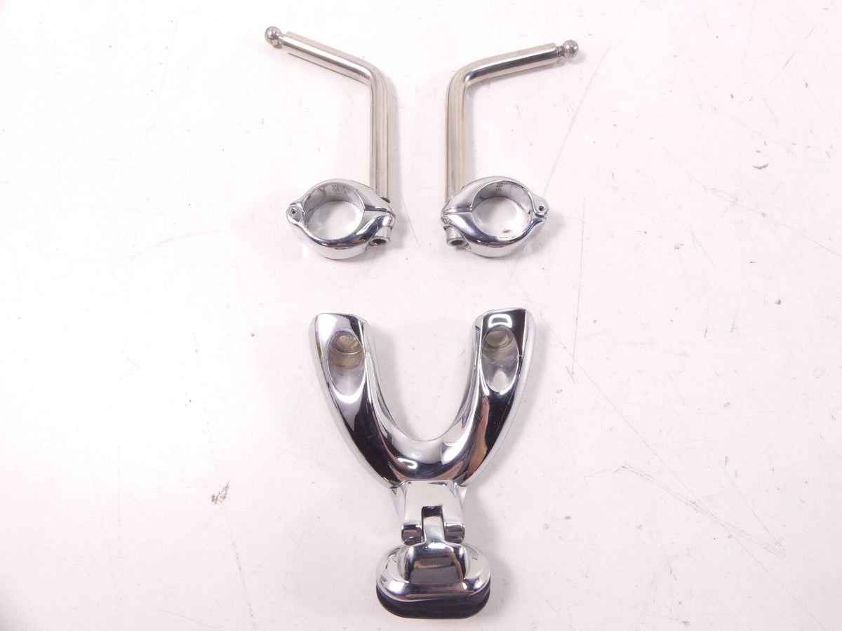 2009 Harley VRSCAW V-Rod Windshield Wind Shield Screen Mount Kit 57786-01 577880 {{ shop.shopifyCountryName }} - Mototech271