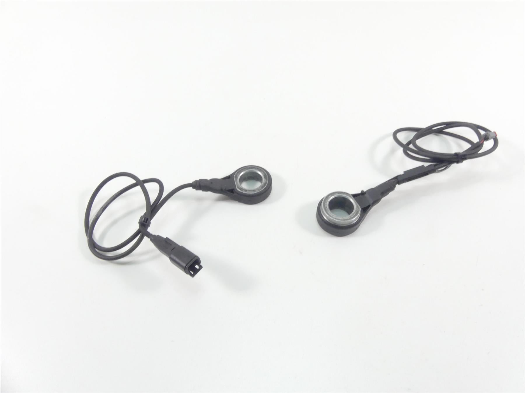 2018 Harley FXBRS Softail Breakout Abs Brake Wheel Speed Sensor Set 41100076 {{ shop.shopifyCountryName }} - Mototech271