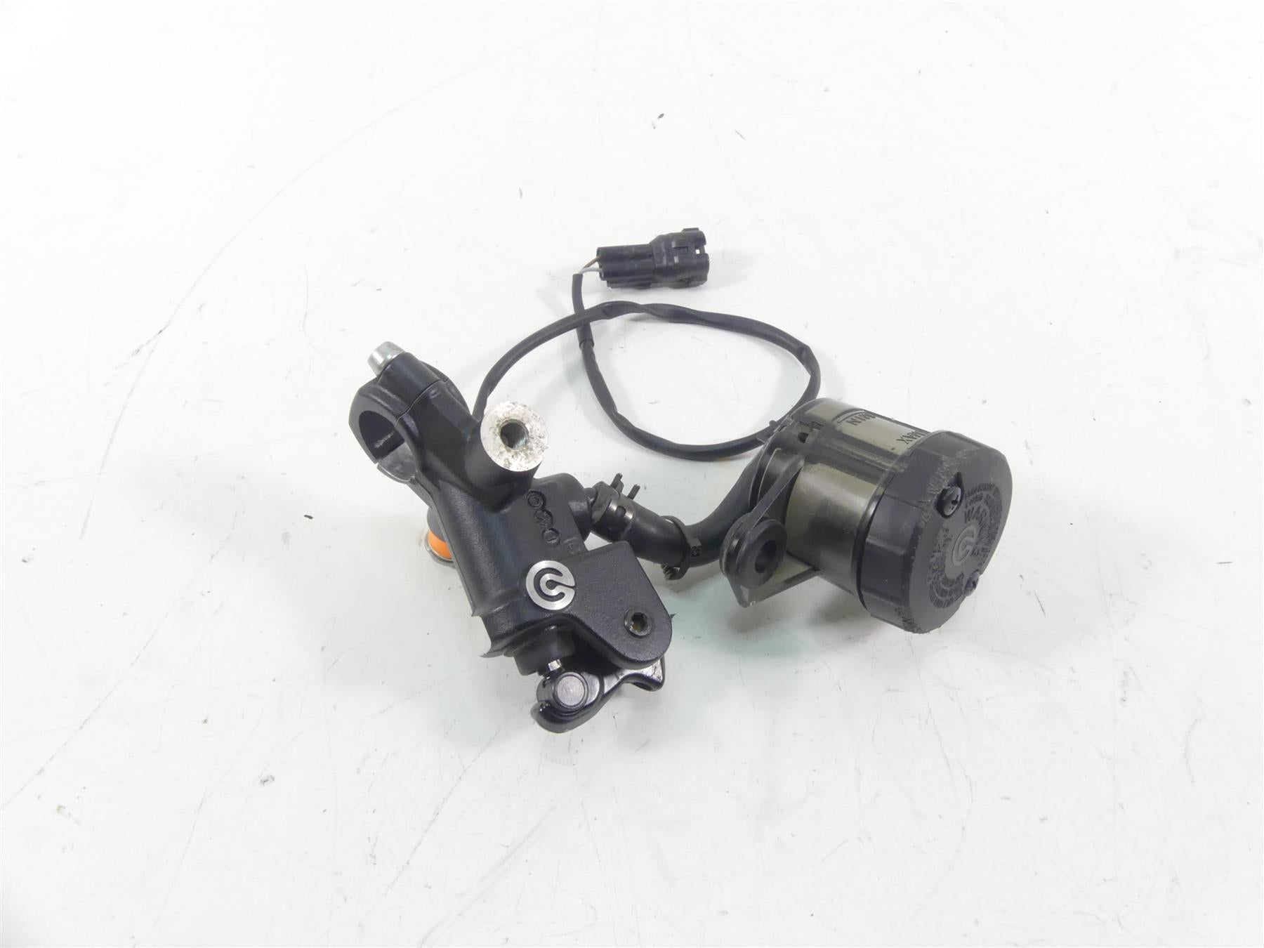 2021 Kawasaki ZX1400 ZX14R Ninja Front Radial Brake Master Cylinder 43015-0671 | Mototech271