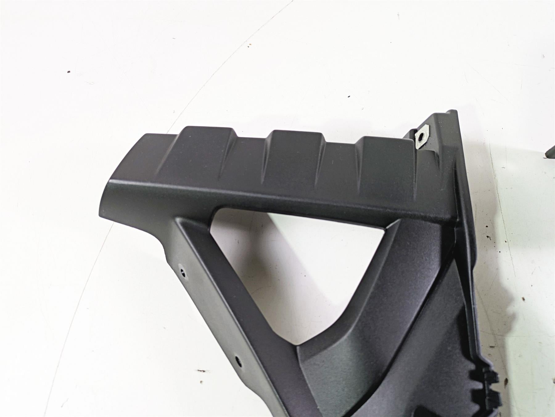 2019 BMW G310GS K02 Radiator Grill Cover Fairing Set 46638560422 46638560421 {{ shop.shopifyCountryName }} - Mototech271