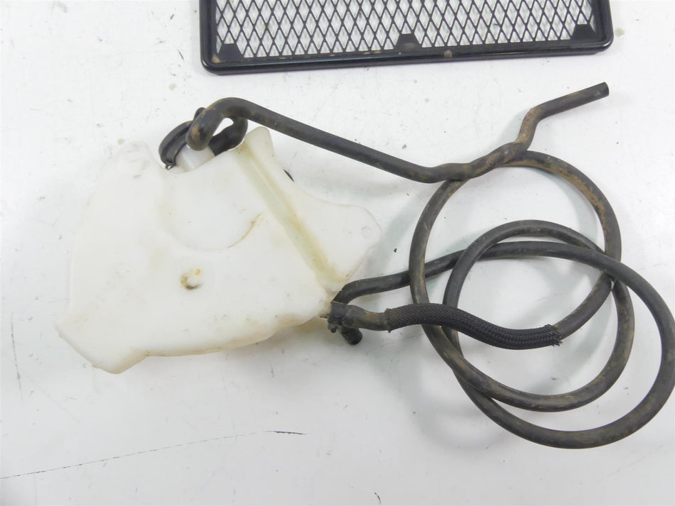 2017 Triumph Thruxton 1200 R Radiator Fan Guard Reservoir Hoses Set T2101333 {{ shop.shopifyCountryName }} - Mototech271