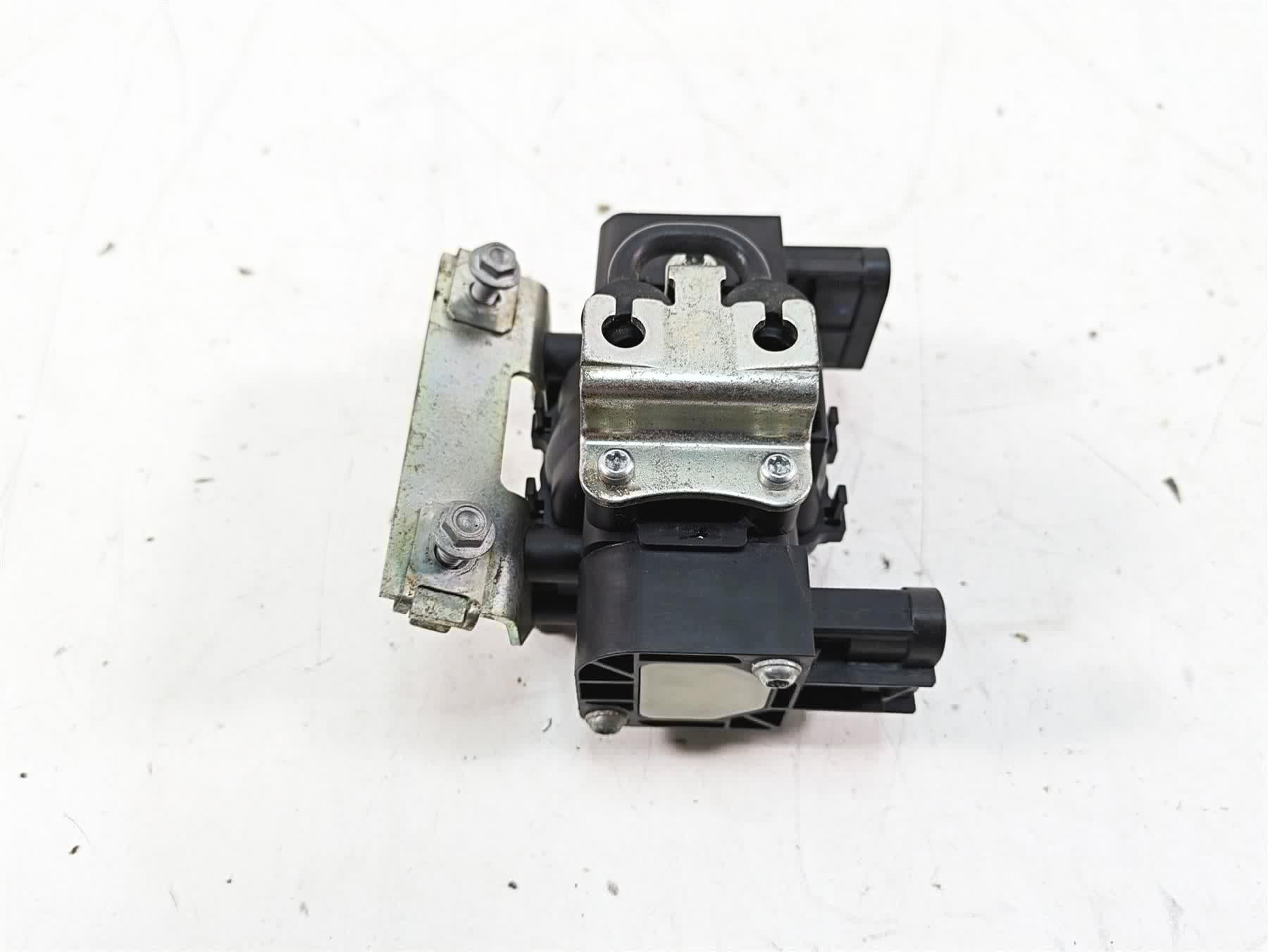 2014 Moto Guzzi California 1400 T Accelerator Position Sensor B044414 {{ shop.shopifyCountryName }} - Mototech271