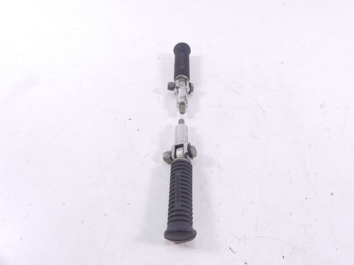 2002 Harley FLSTCI Softail Heritage Rear Passenger Footpeg Foot Peg Set 50942-00 {{ shop.shopifyCountryName }} - Mototech271