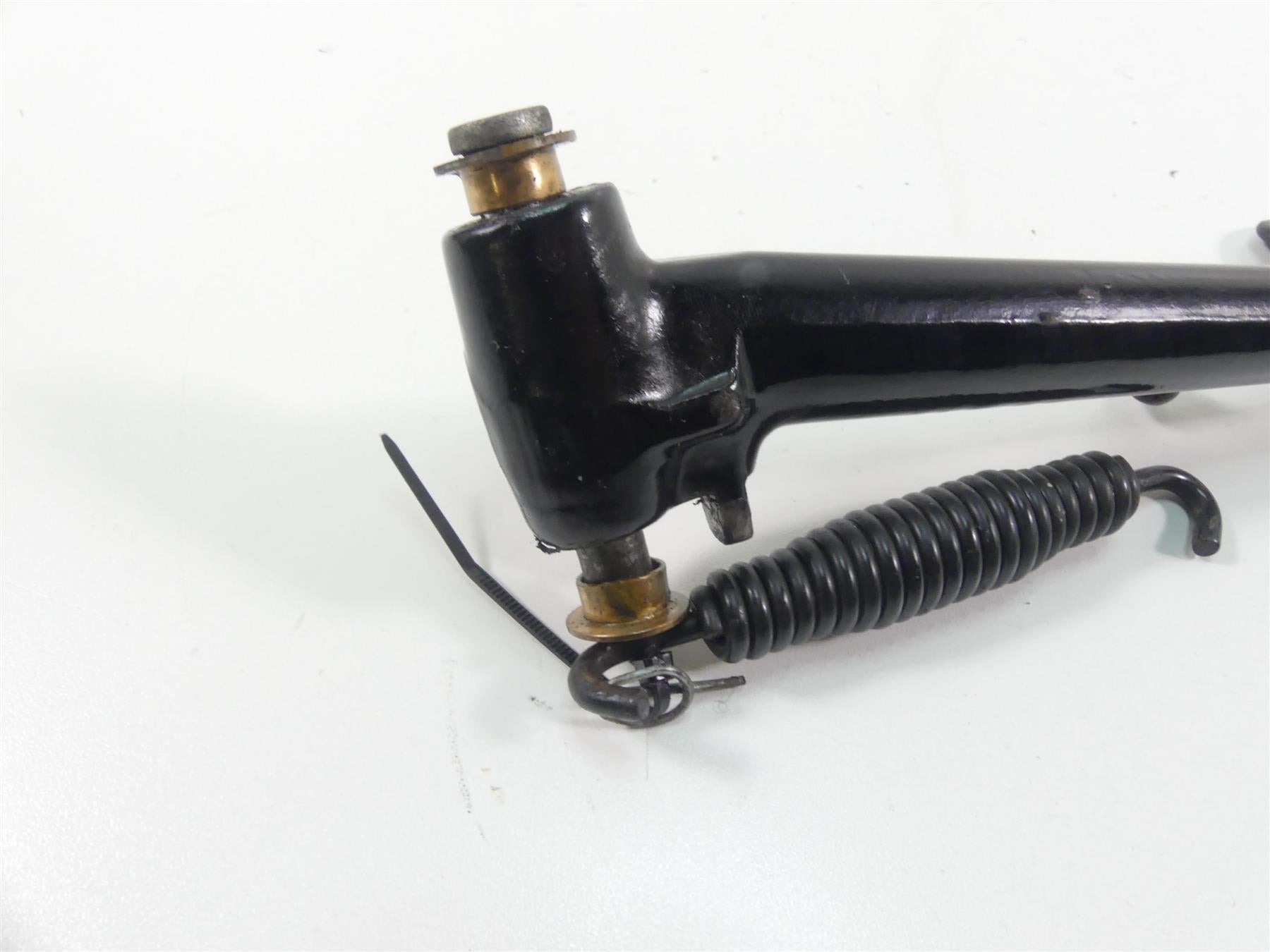 2006 Harley VRSCD Night Rod Side Kick Jiffy Stand Kickstand 49733-07BK {{ shop.shopifyCountryName }} - Mototech271