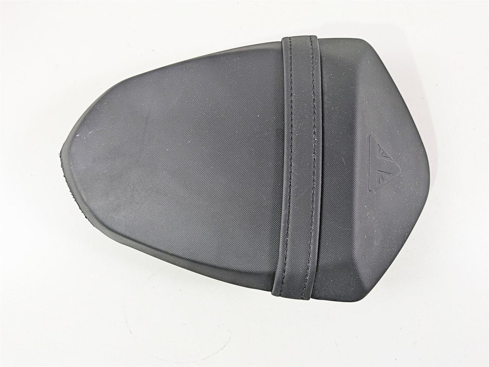 2024 Triumph Street Triple 765 R Rear Passenger Seat Saddle - Read T2311510 {{ shop.shopifyCountryName }} - Mototech271