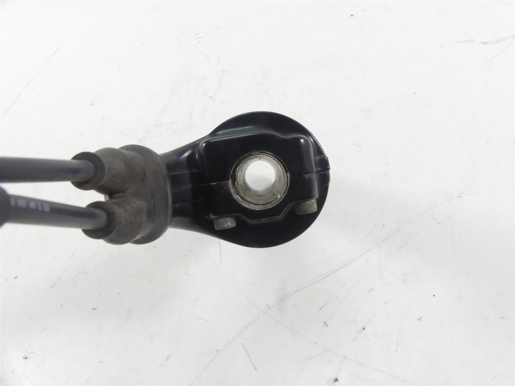2007 Yamaha FZ1 Fazer Hand Throttle Grip & Cable 4YR-26240-02-00 4YR-26240-03 {{ shop.shopifyCountryName }} - Mototech271