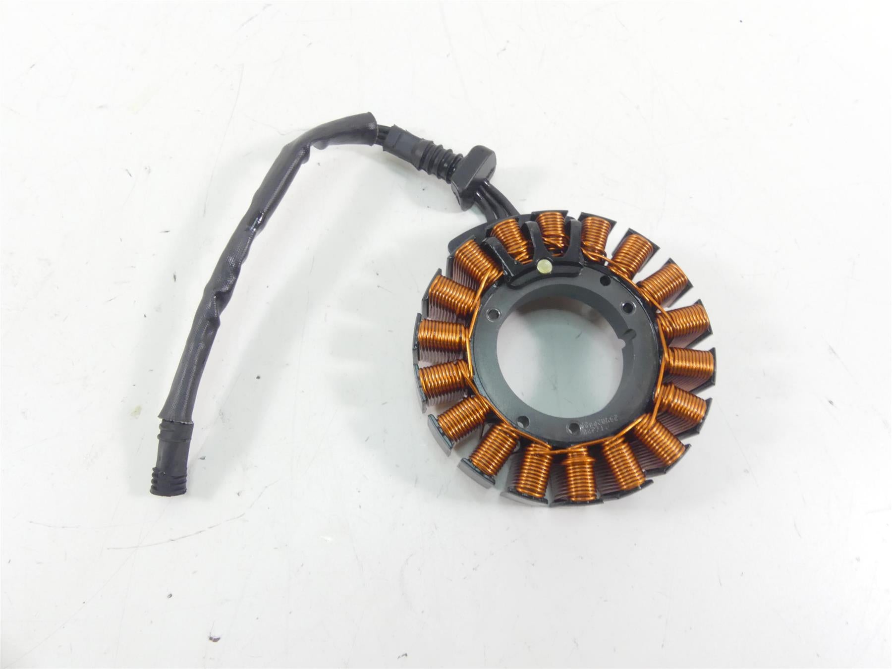 2021 Harley Softail FXBBS 114 Street Bob Stator Alternator Generator 29900042A {{ shop.shopifyCountryName }} - Mototech271