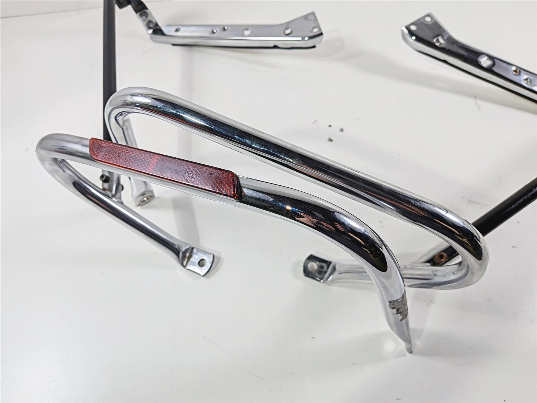 2000 Harley Touring FLHRCI Road King Saddlebag Guard Rail Set 49187-97 49176-97 {{ shop.shopifyCountryName }} - Mototech271