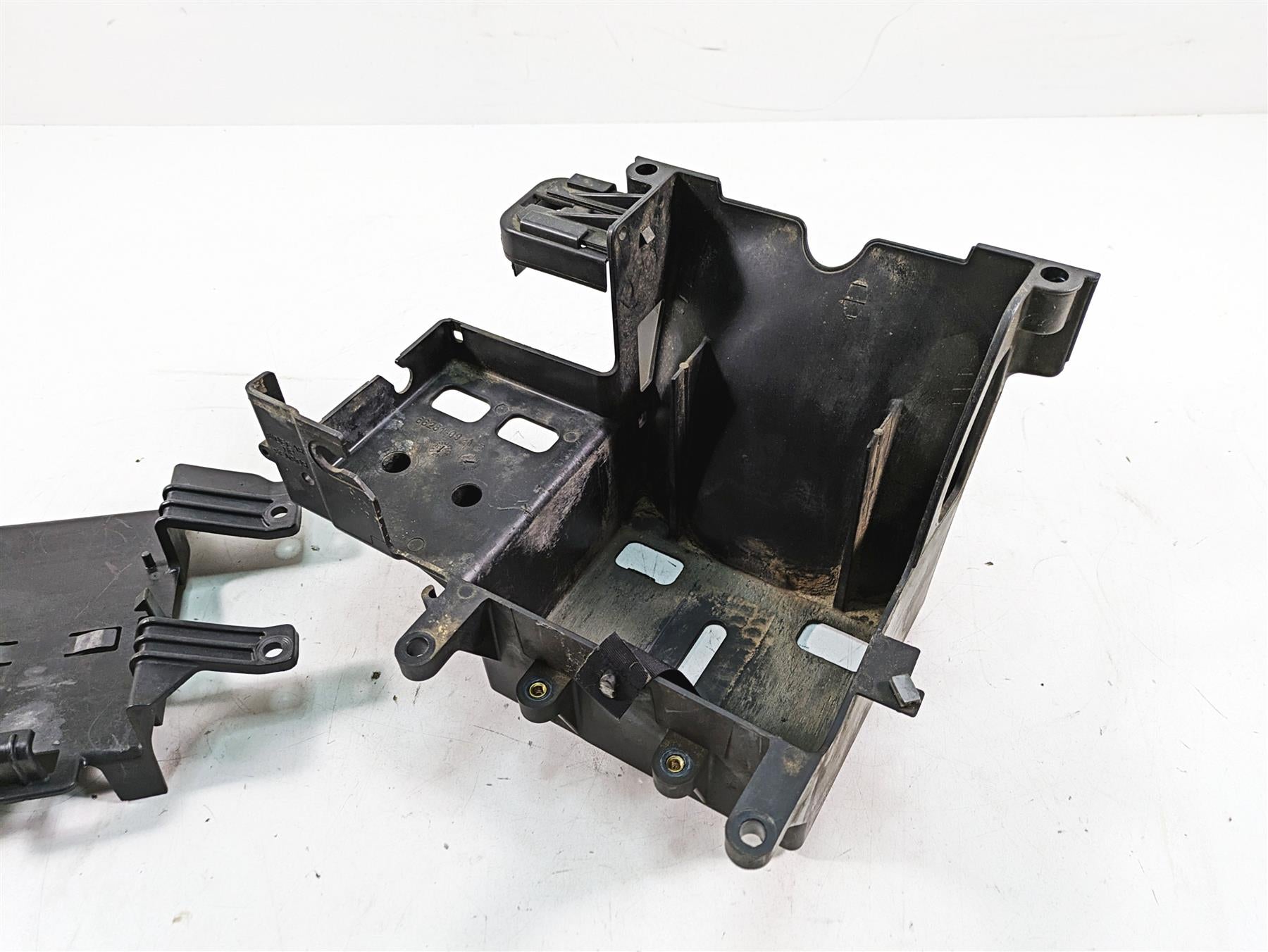 2011 Harley Touring FLHR Road King Battery & Electrical Holder Set 66281-09B {{ shop.shopifyCountryName }} - Mototech271