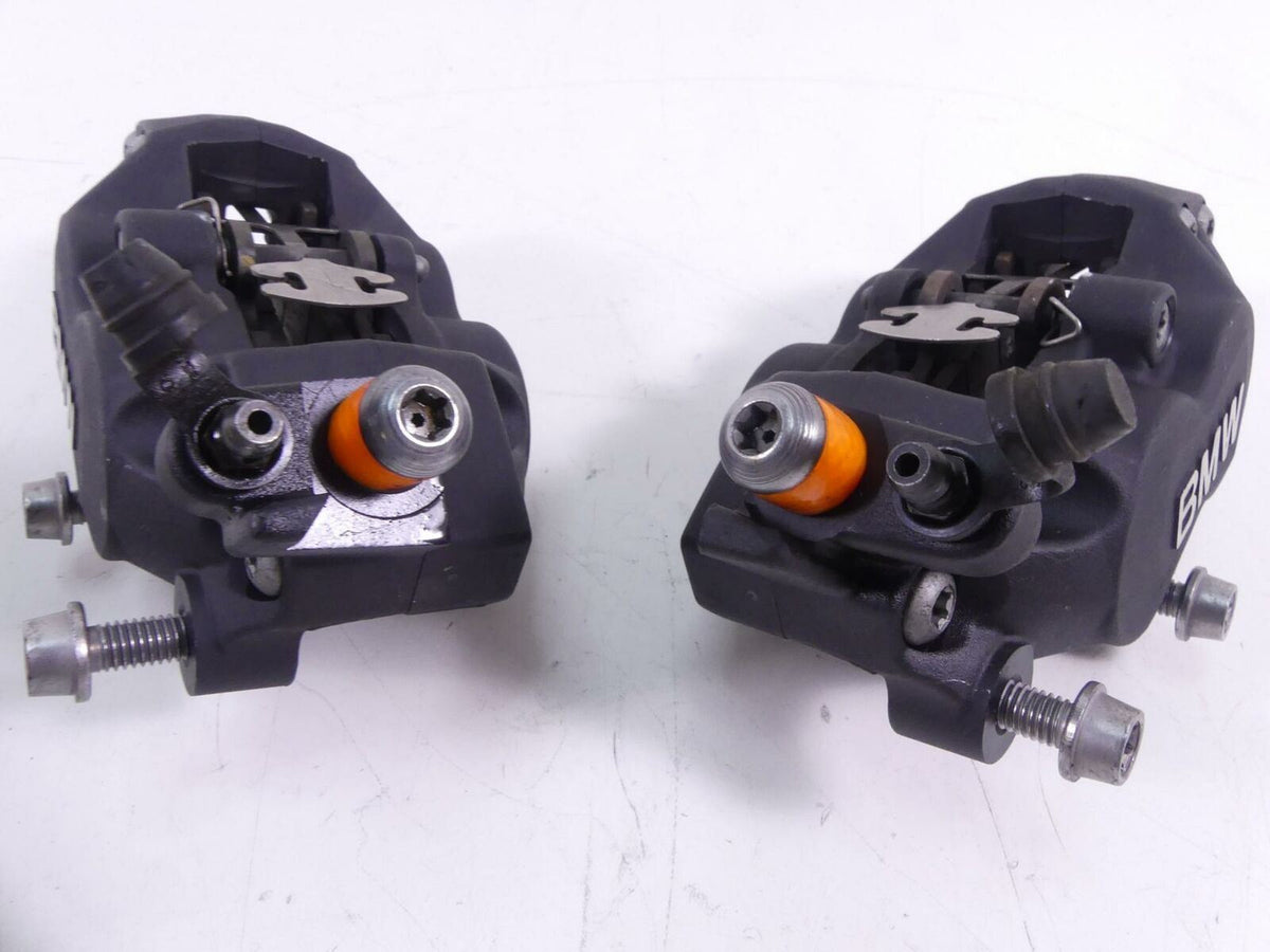2012 BMW R1200GS K25 Front Brake Caliper Set R 34117711438 L 34117711439 {{ shop.shopifyCountryName }} - Mototech271