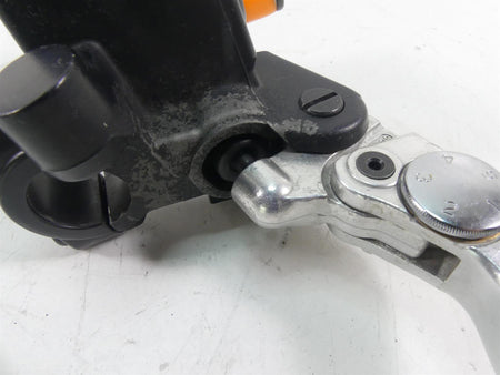 2008 Yamaha FZ1 Fazer Front Brake Master Cylinder 3C3-W2587-00-00 {{ shop.shopifyCountryName }} - Mototech271
