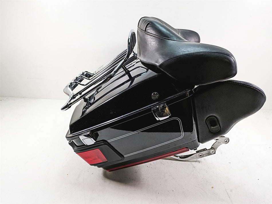 2009 Harley Touring FLHTCU Electra Glide Rear Trunk & Speaker Set 53217-09 {{ shop.shopifyCountryName }} - Mototech271