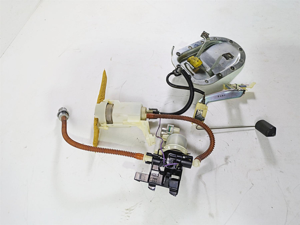 2008 Harley FXDL Dyna Low Rider 105TH Fuel Gas Pump & Sending Unit 75218-04D {{ shop.shopifyCountryName }} - Mototech271