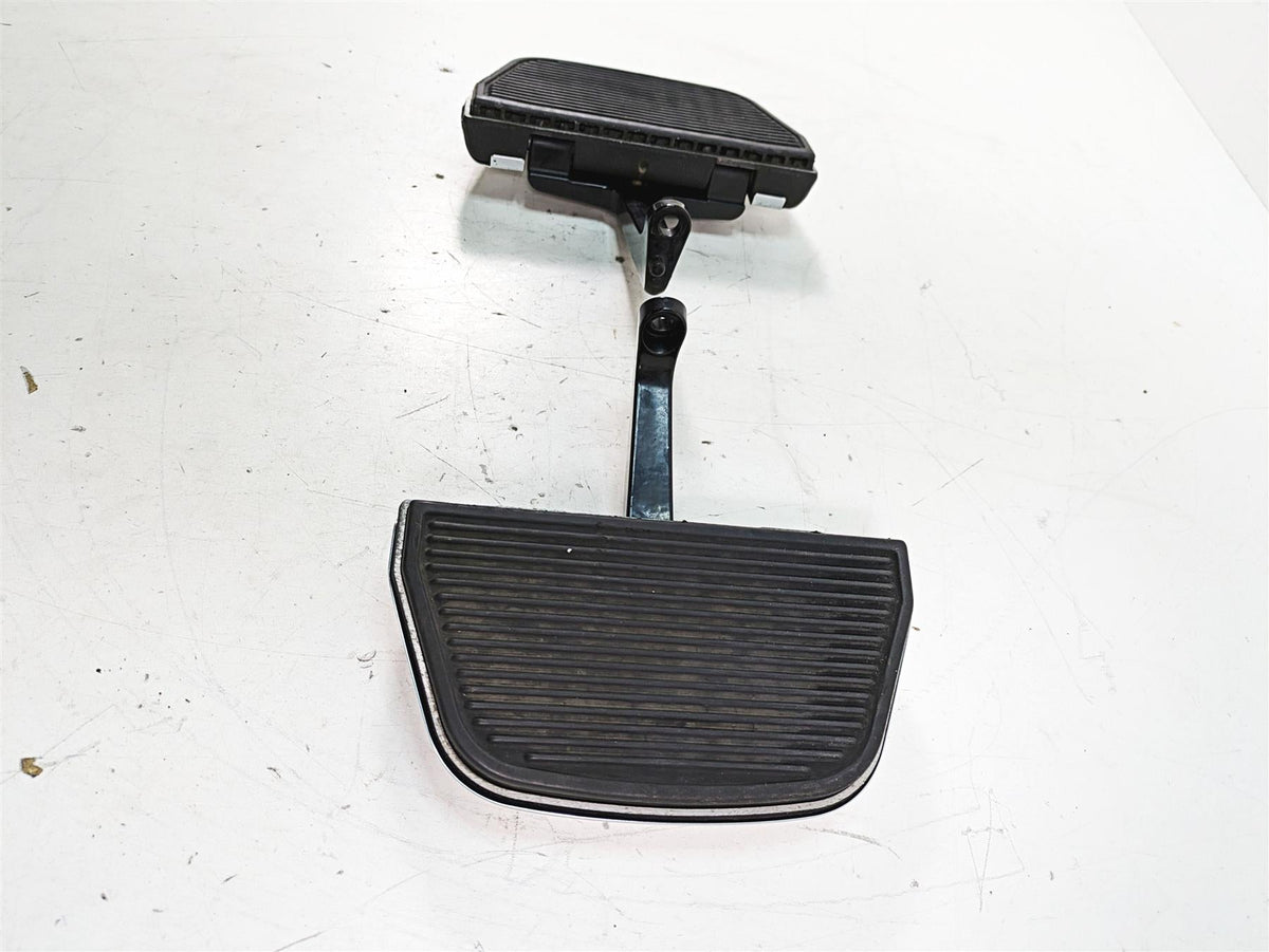 2008 Harley FLHTCU Electra Glide Left Right Passenger Floor Board Set 52719-93B {{ shop.shopifyCountryName }} - Mototech271