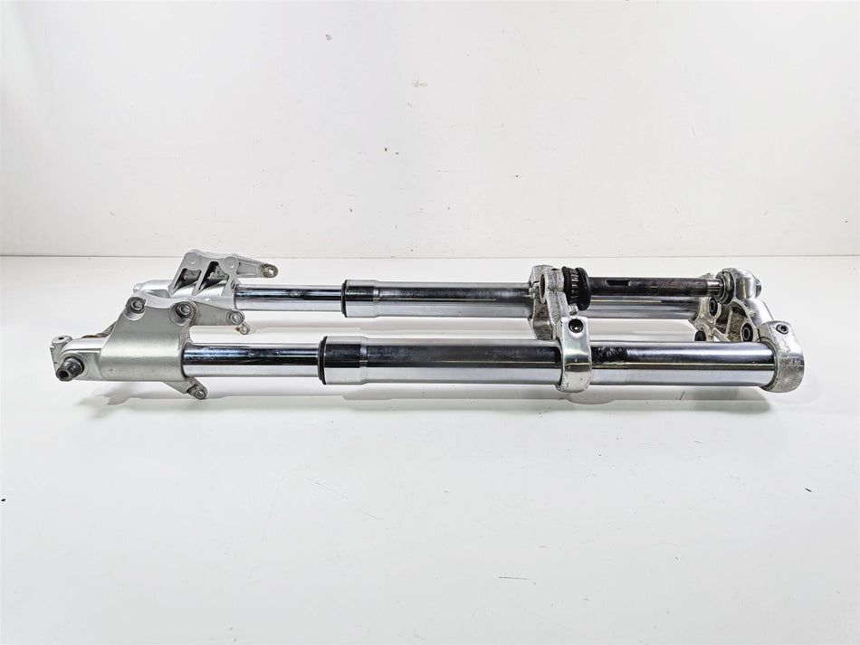 2001 Suzuki VZ800 Marauder Front Fork Triple Tree Set 51110-48E10 51120-48E10 {{ shop.shopifyCountryName }} - Mototech271