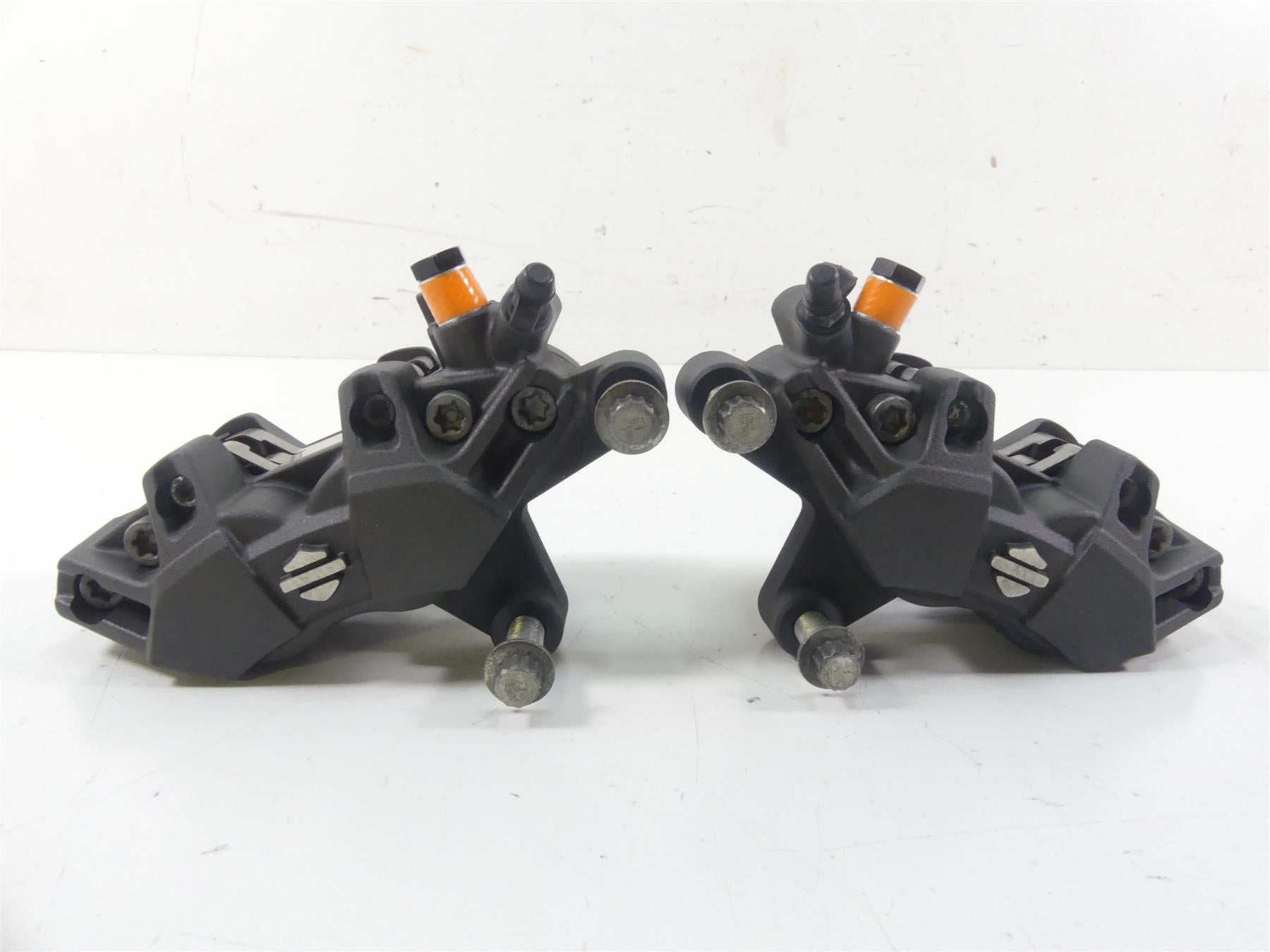 2009 Harley XR1200 Sportster Nissin Front Brake Caliper Set 42943-08 42944-08 {{ shop.shopifyCountryName }} - Mototech271