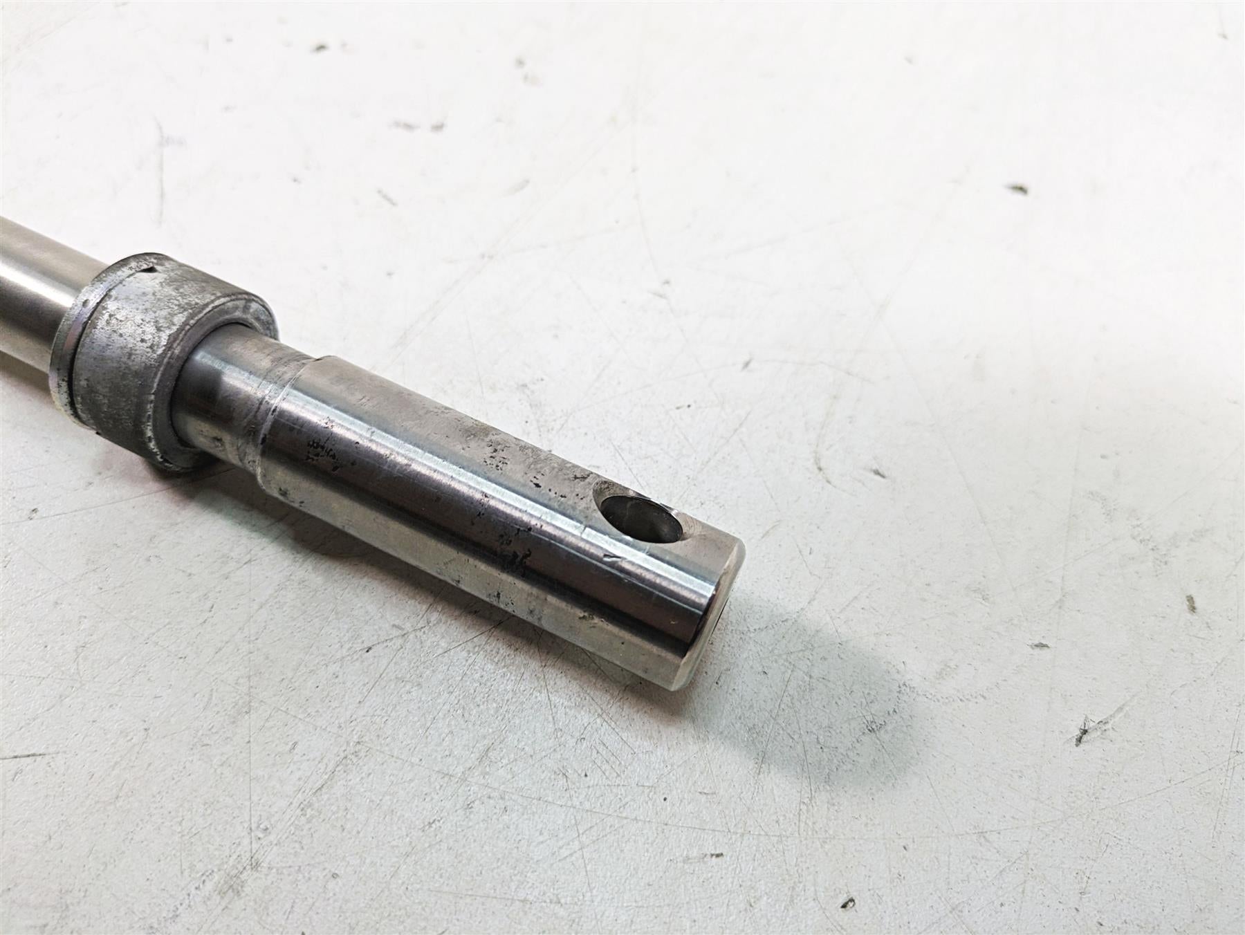 2007 Harley Sportster XL1200 C Front Axle Wheel Spindle 3/4" 43895-00 {{ shop.shopifyCountryName }} - Mototech271