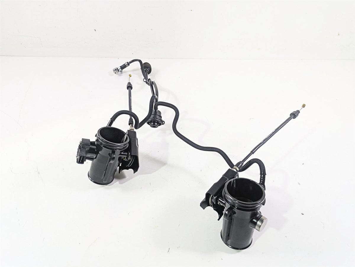 2010 BMW R1200GS K25 Throttle Body Set & Cables 13547705239 13547705240 {{ shop.shopifyCountryName }} - Mototech271