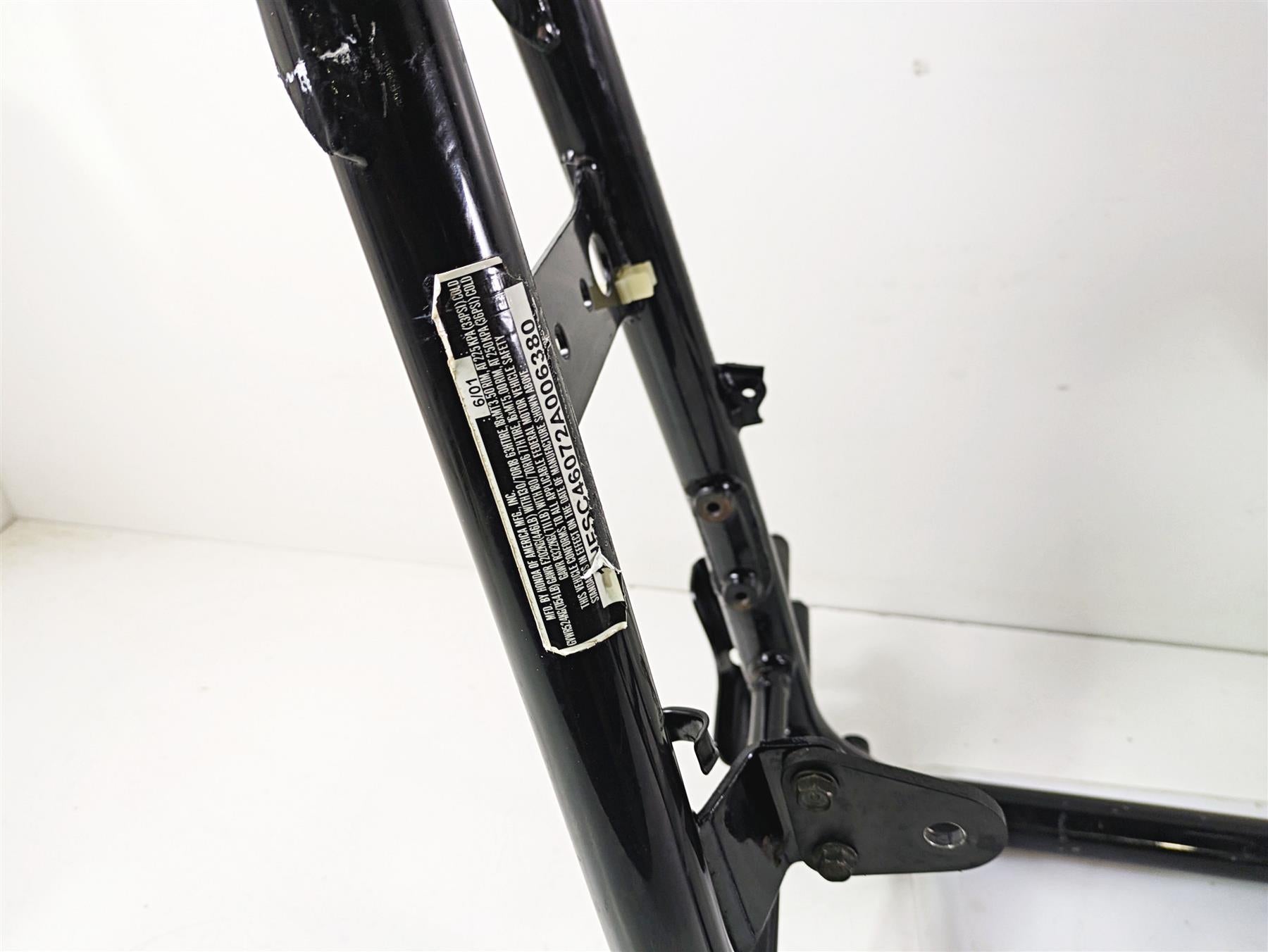 2002 Honda V-Twin VTX1800 C Straight Main Frame & Swingarm With Clean Texas Title 50100-MCH-770 {{ shop.shopifyCountryName }} - Mototech271