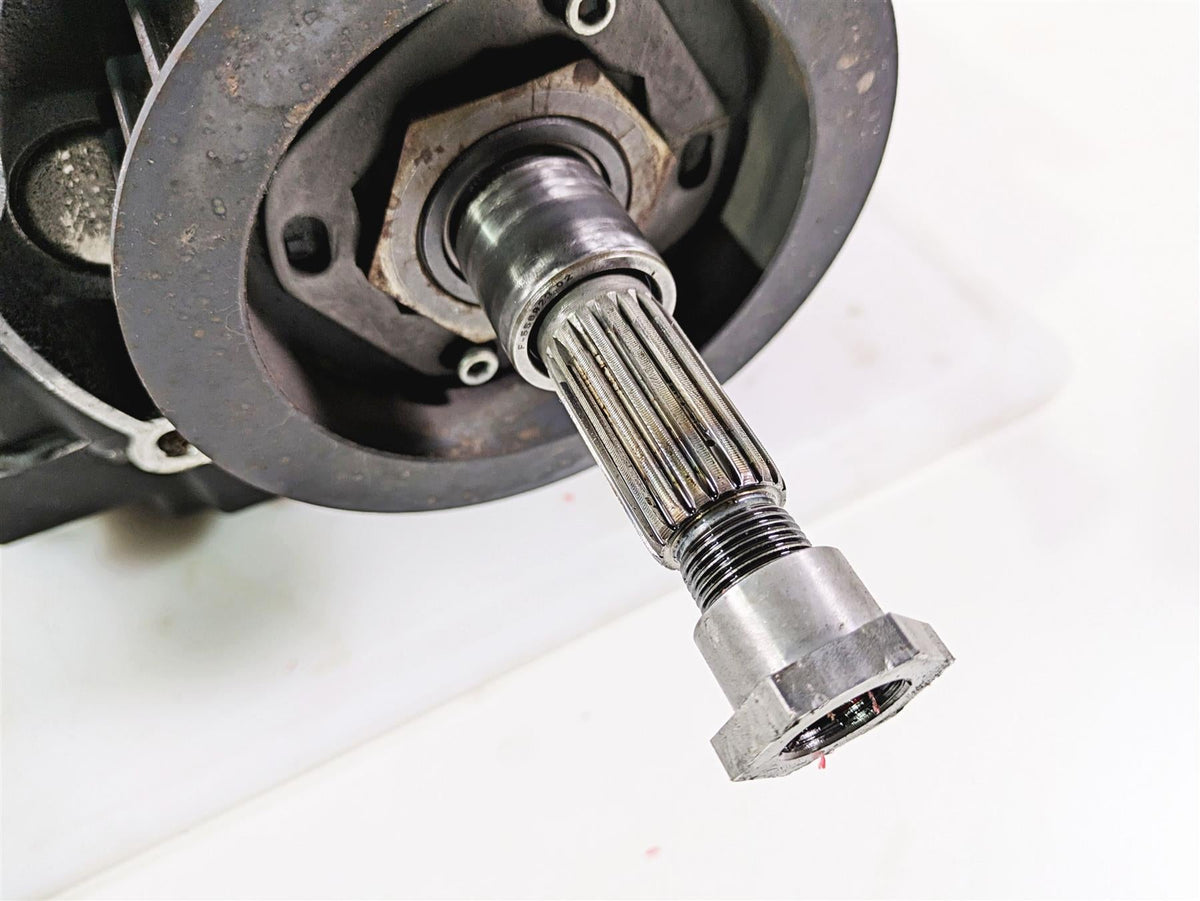 2011 Harley FXDC Dyna Super Glide Transmission Gear Box 6 Speed 33083-10A {{ shop.shopifyCountryName }} - Mototech271