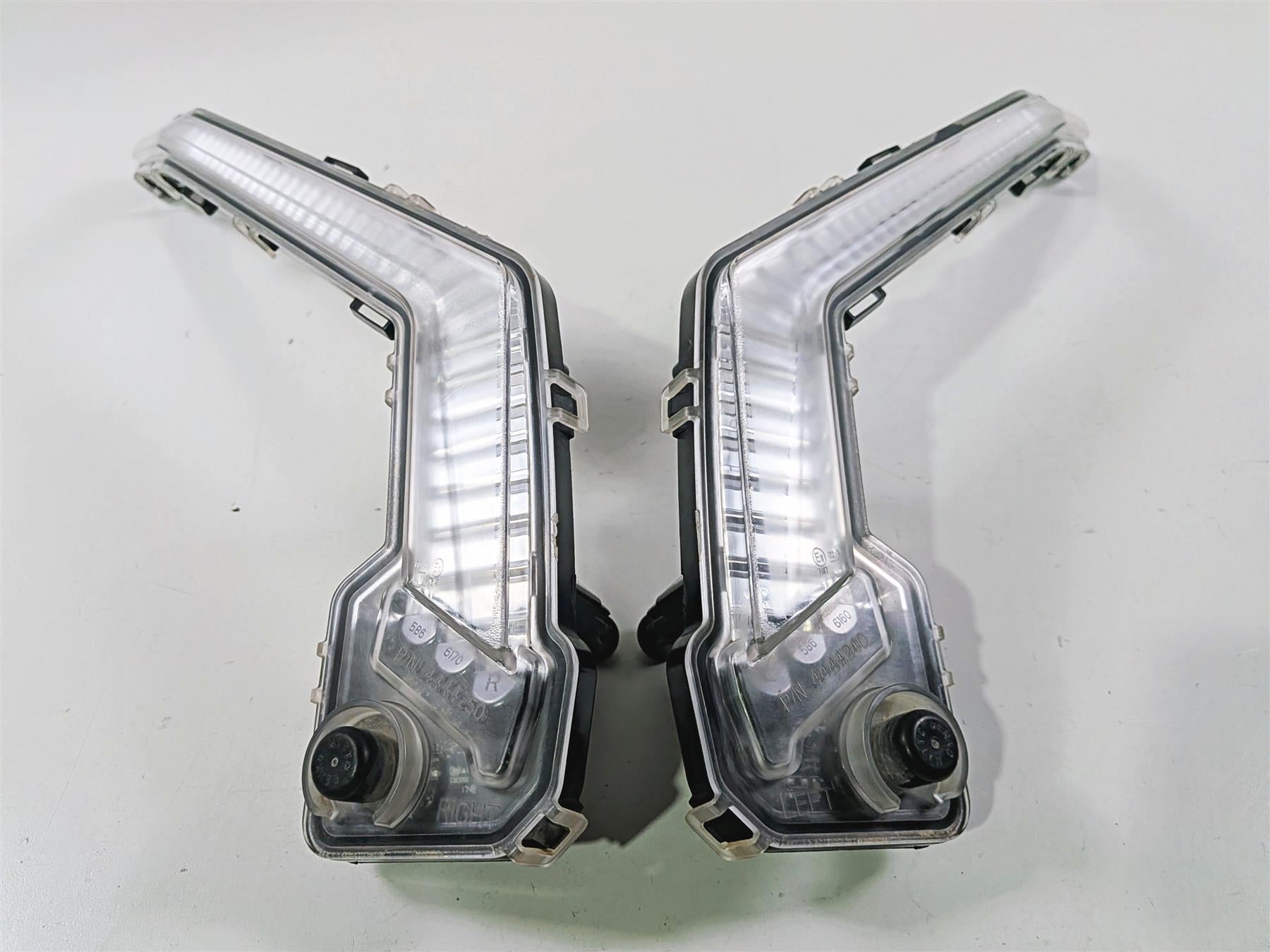 2018 Can Am Maverick X3 XRS Turbo R Front Signature Running Light Set 710004994-Mototech271