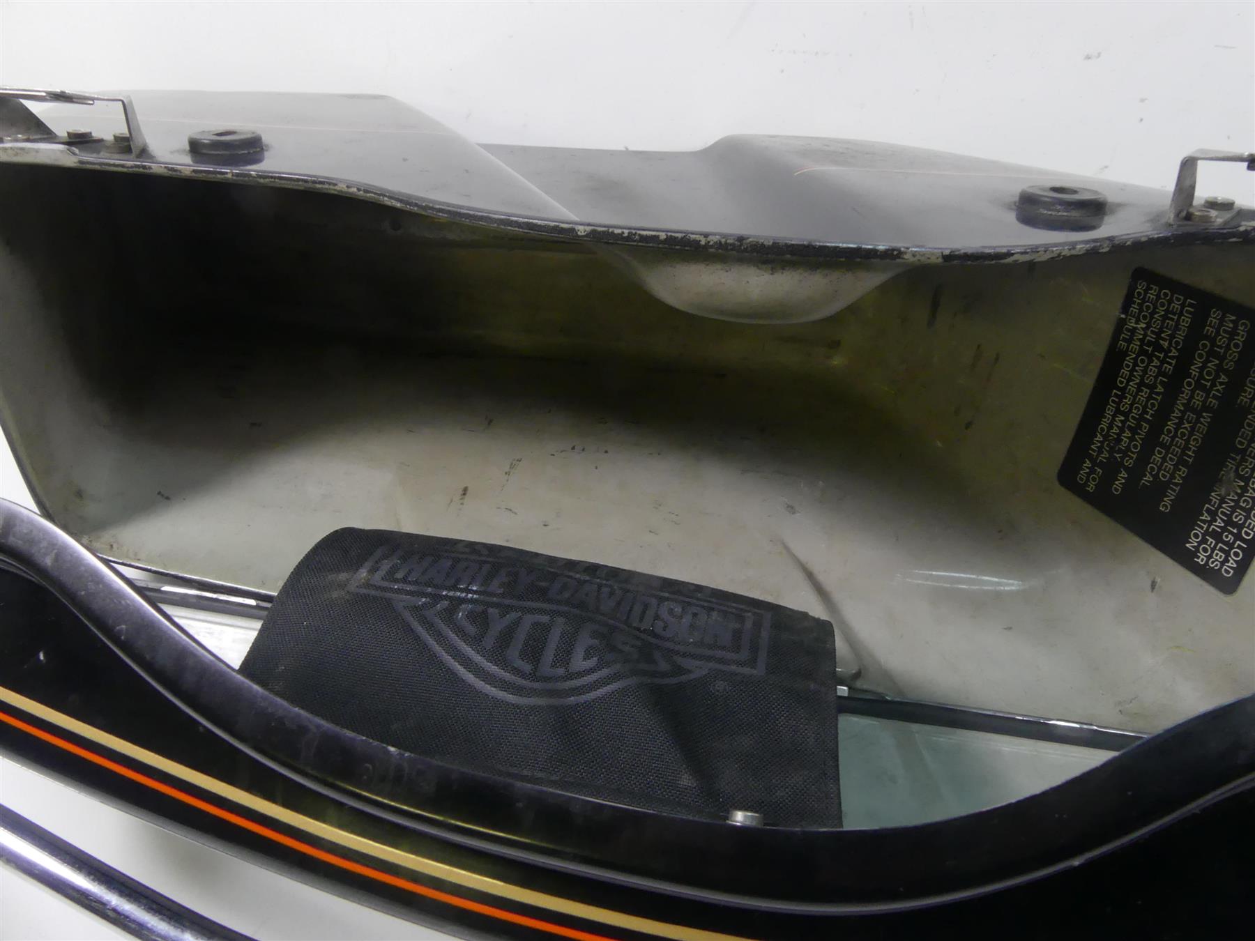 1995 Harley Touring FLHTCU Electra Glide Saddlebag Saddle Bag Set 90753-93 {{ shop.shopifyCountryName }} - Mototech271