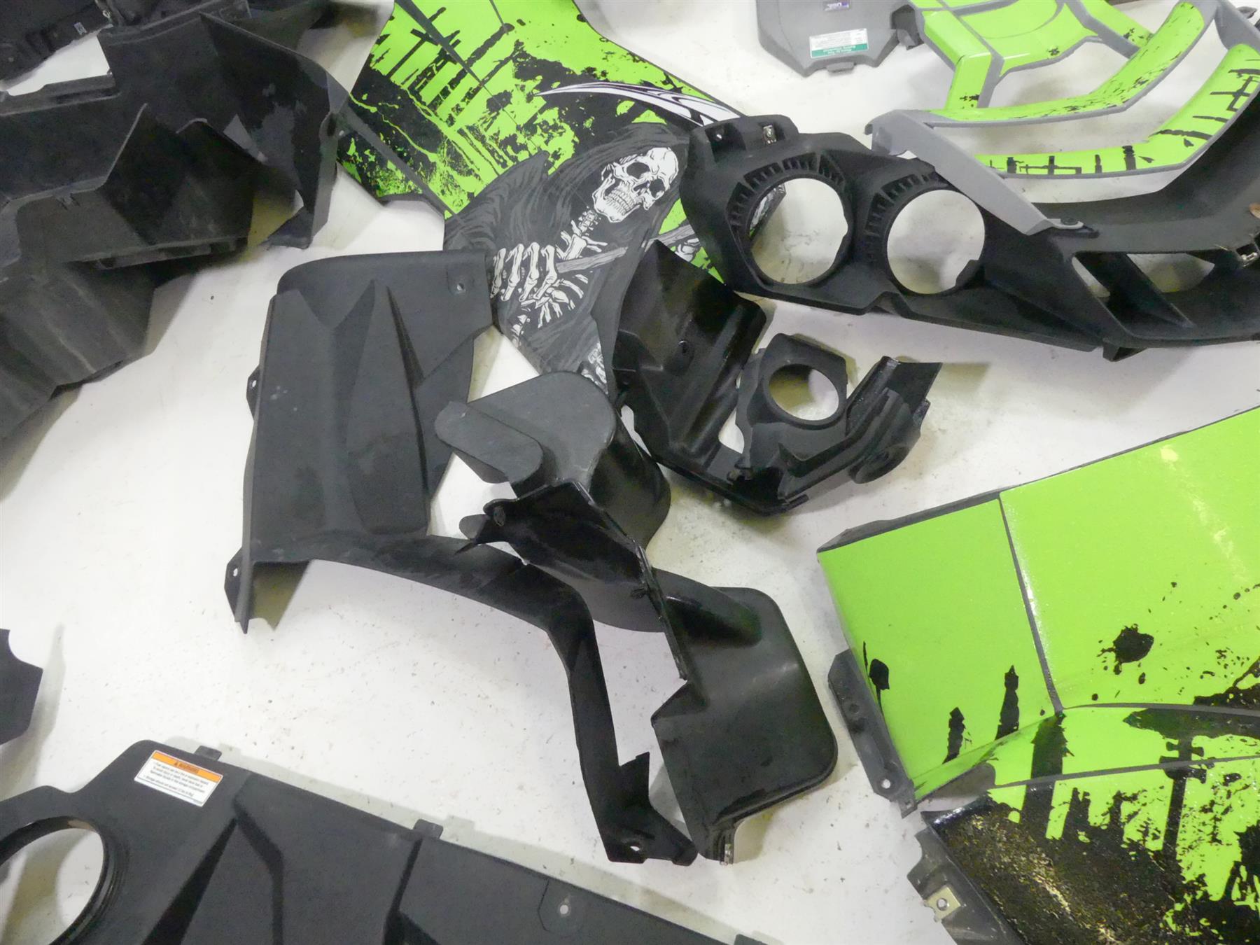 2018 Yamaha YXZ1000R EPS SS Body Fairings + Door Covers Fuel Tank Set 2HC-F1511 {{ shop.shopifyCountryName }} - Mototech271