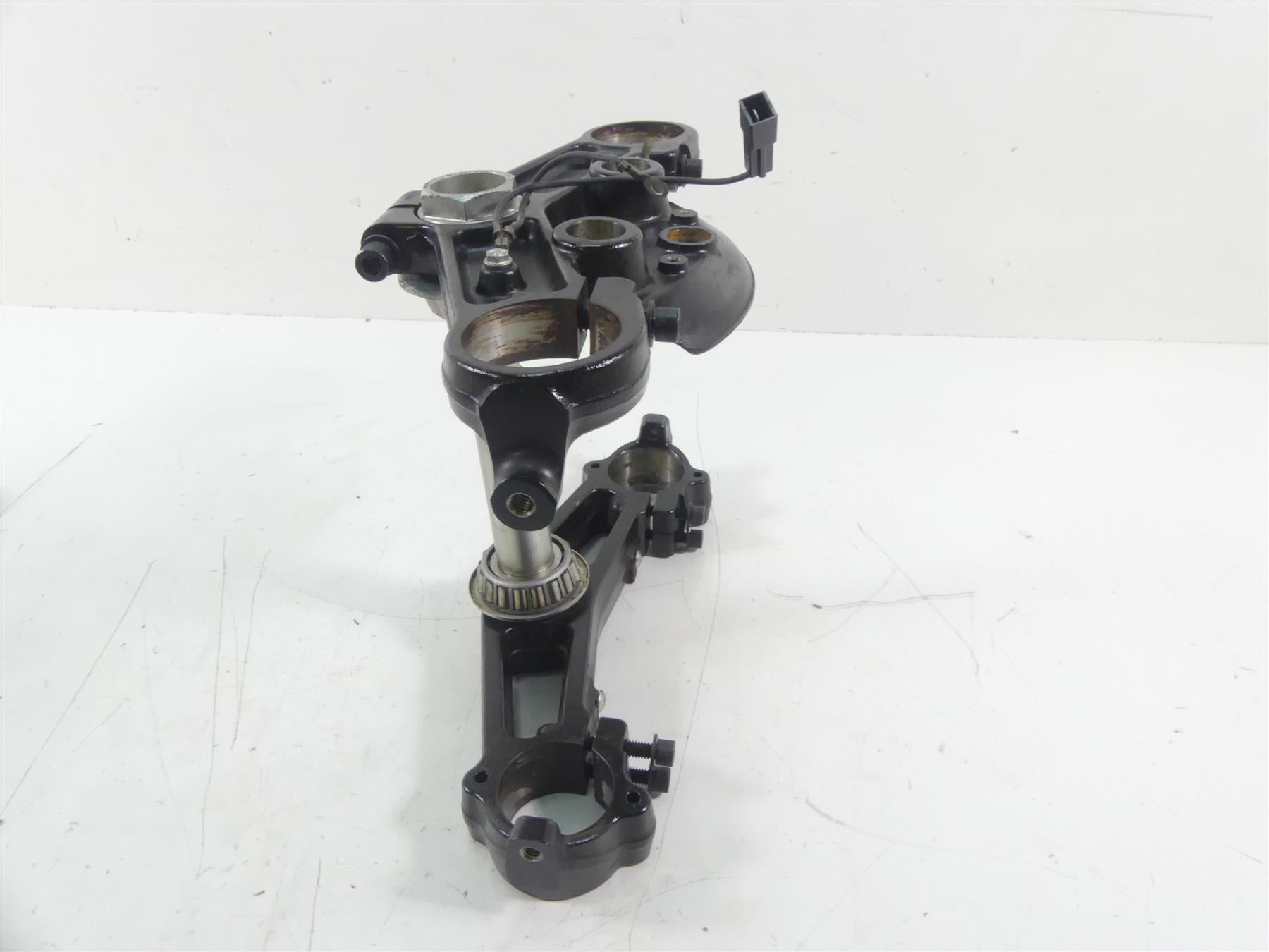 2016 Harley Touring FLTRX Road Glide Upper Lower Triple Tree Riser Set 45900024 {{ shop.shopifyCountryName }} - Mototech271